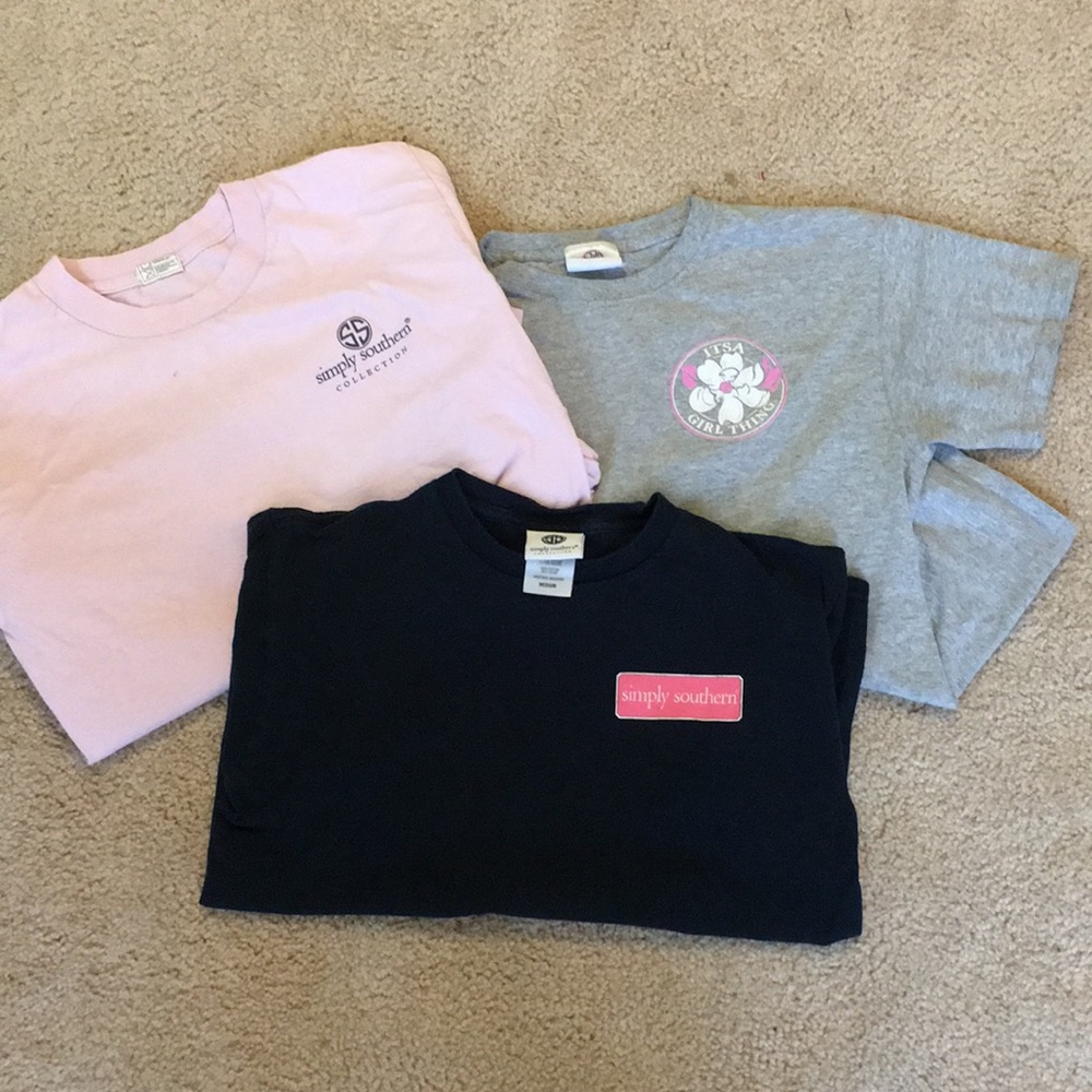 Southern tee bundle VAULE $50+ 2 T/S 1 L/S !!